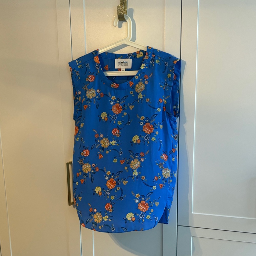 Alice blue tank